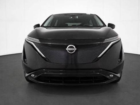 Used 2023 Nissan Ariya AWD/4WD image 2
