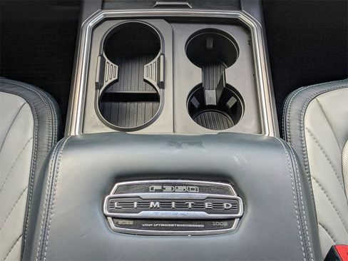 Used 2022 Ford F350 Limited image 21