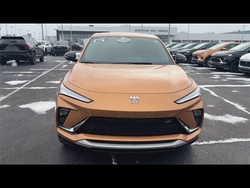 Used 2024 Buick Envista Sport Touring w/ Convenience I Package image 3