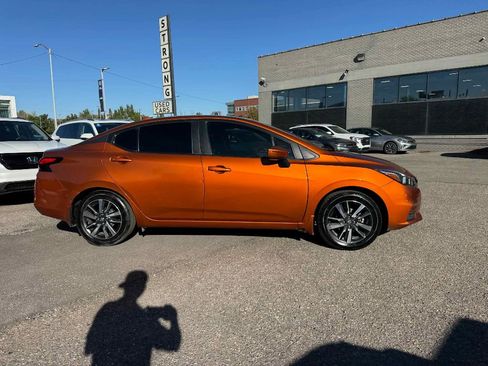 Used 2020 Nissan Versa SV image 8