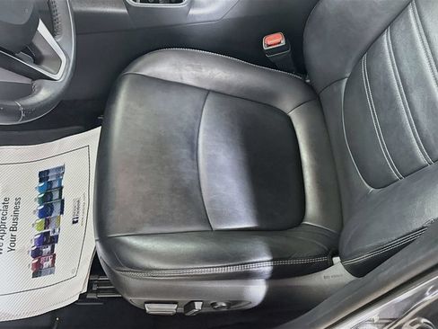 Certified 2019 Toyota RAV4 XLE Premium w/ Advanced Technology Package AWD/4WD image 19
