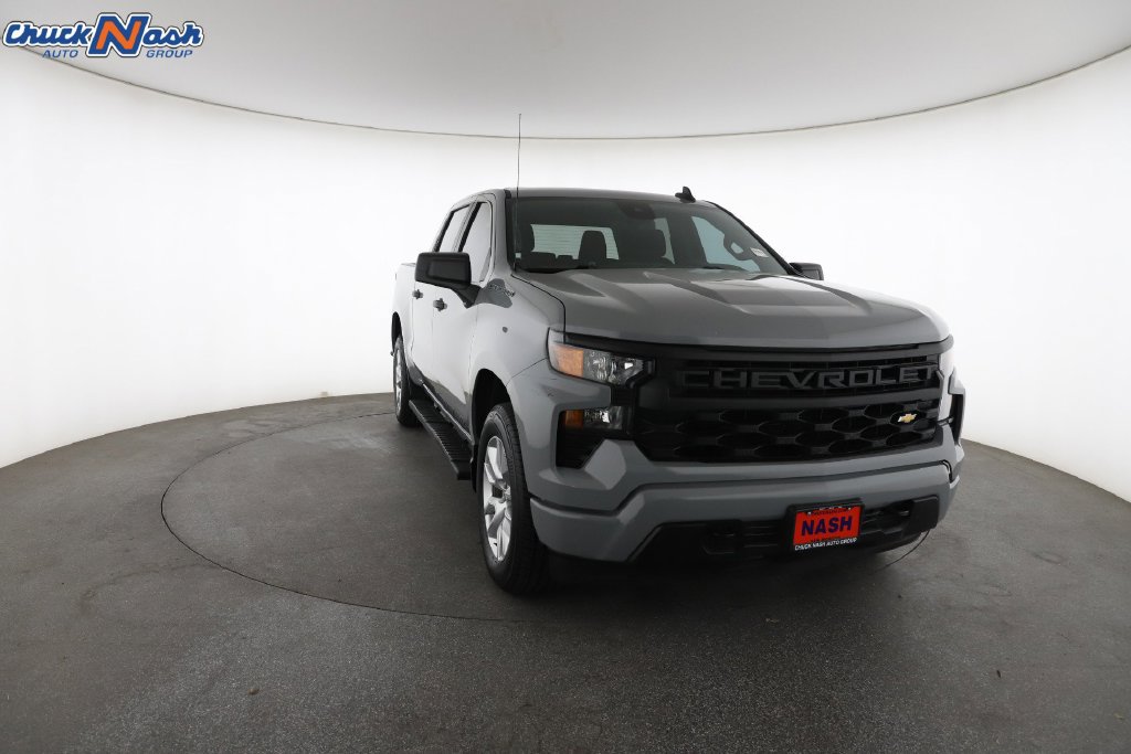 Used 2024 Chevrolet Silverado 1500 Custom AWD/4WD image 3