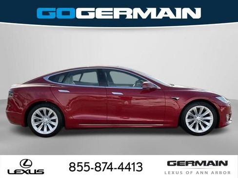 Used 2020 Tesla Model S Long Range Plus image 9