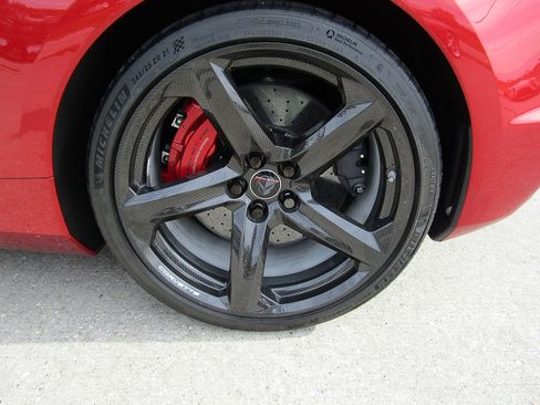 Used 2024 Chevrolet Corvette Z06 image 25