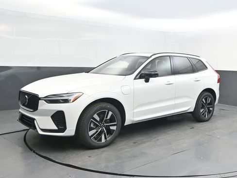 New 2026 Volvo XC60 T8 Core w/ Climate Package AWD/4WD image 1