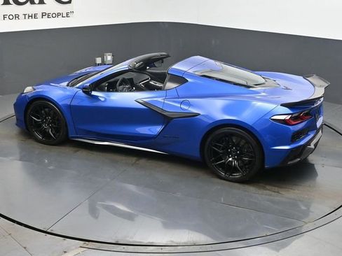 Used 2023 Chevrolet Corvette Z06 RWD image 42