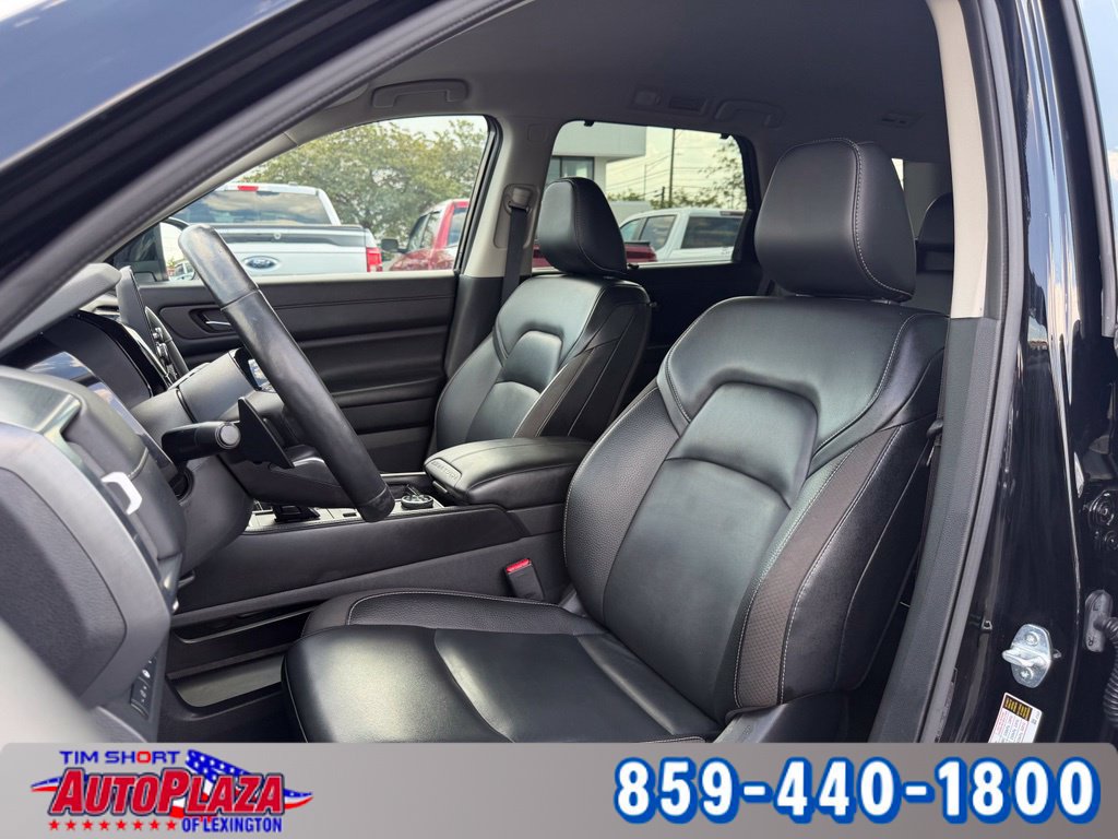 Used 2024 Nissan Pathfinder SL AWD/4WD image 26