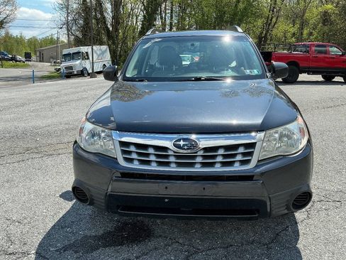 Used 2013 Subaru Forester 2.5X AWD/4WD image 3