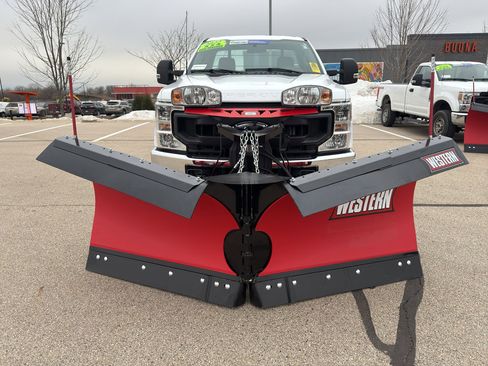 Used 2022 Ford F250 XL w/ Power Equipment Group AWD/4WD image 8