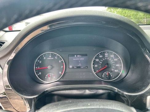Used 2022 Kia Seltos EX AWD/4WD image 12