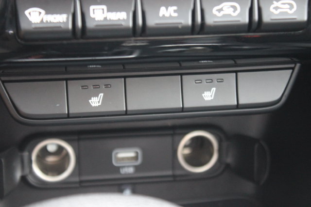 Used 2020 Kia Sportage S w/ S Premium Package AWD/4WD image 8