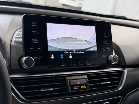 Used 2019 Honda Accord LX image 20