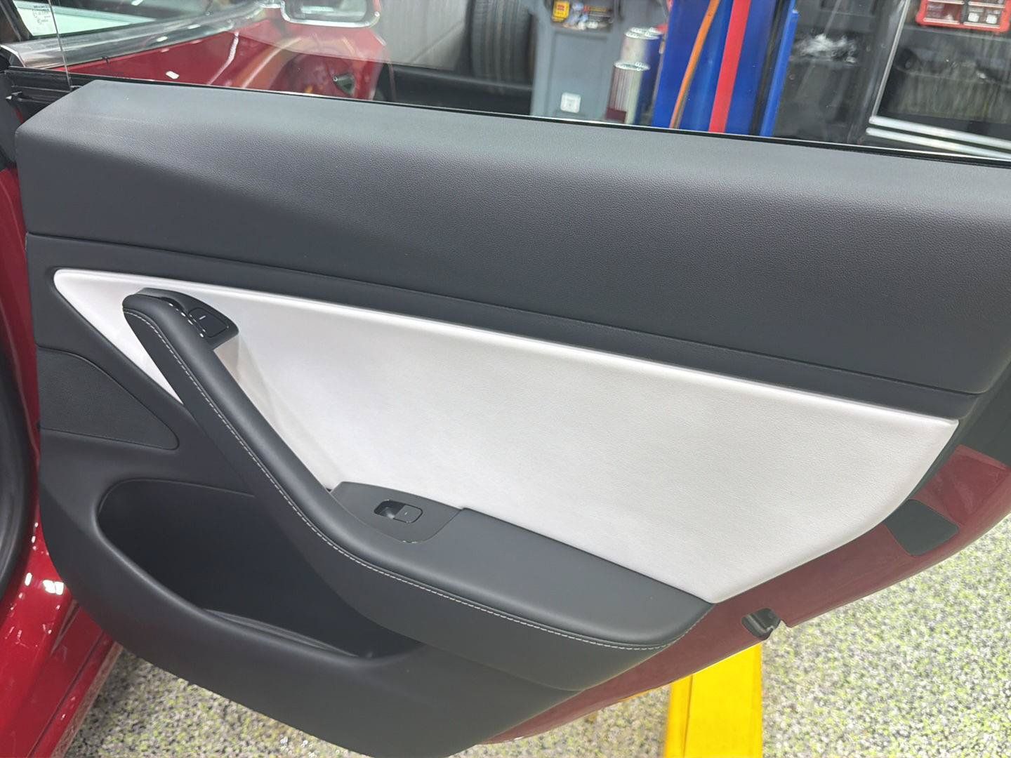 Used 2018 Tesla Model 3 Long Range AWD/4WD image 13