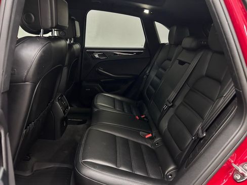 Used 2018 Porsche Macan GTS w/ Premium Package Plus AWD/4WD image 14