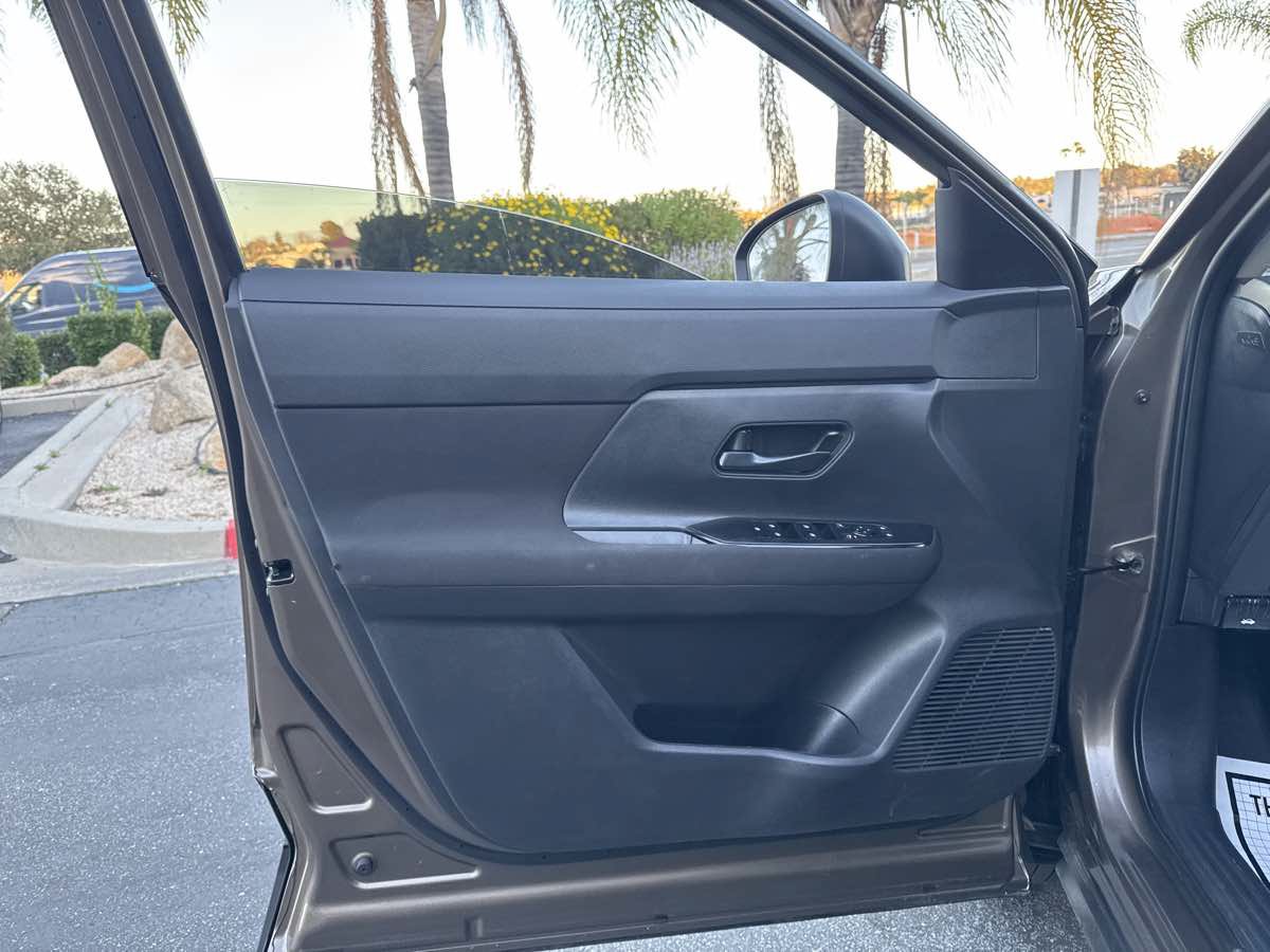 Used 2025 Nissan Kicks S w/ Charging Package FWD image 29