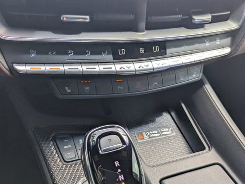 Used 2023 Cadillac CT5 V w/ Premium Package RWD image 20