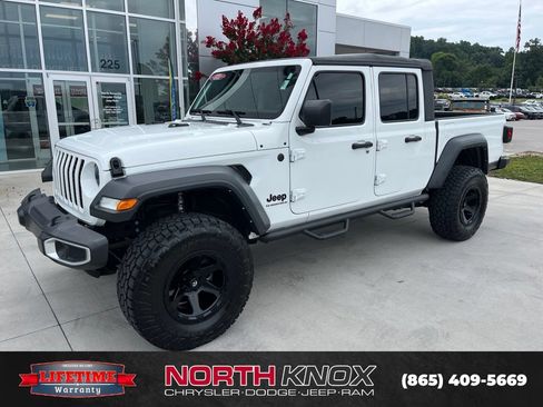 Used 2023 Jeep Gladiator Sport AWD/4WD image 1