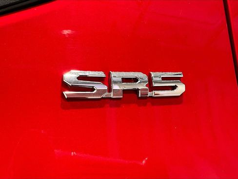 Used 2025 Toyota Tundra SR5 AWD/4WD image 26