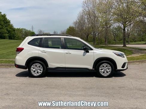 Used 2024 Subaru Forester AWD/4WD image 8