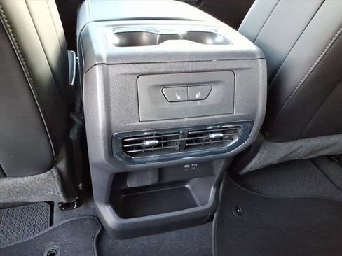 Used 2025 GMC Sierra EV Denali image 16