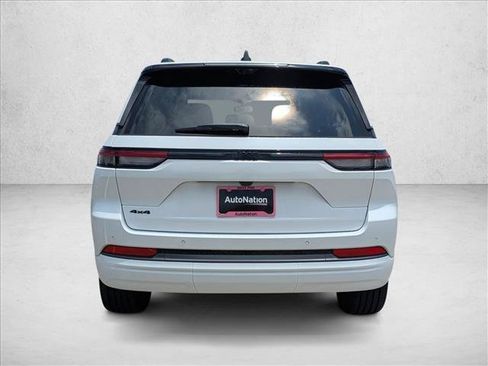 New 2026 Jeep Grand Cherokee Limited AWD/4WD image 12