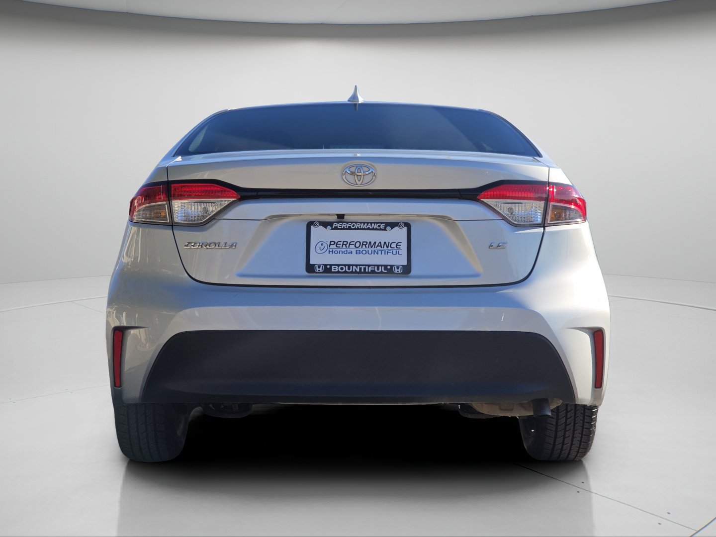 Used 2025 Toyota Corolla LE FWD image 19