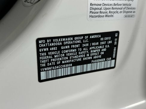 Used 2012 Volkswagen Passat TDI SE FWD image 34