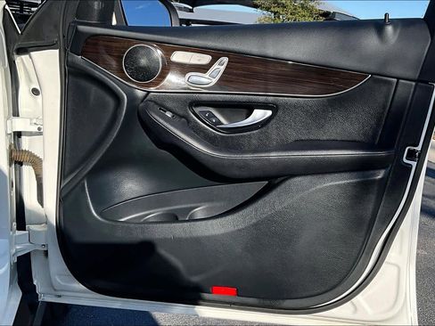 Used 2016 Mercedes-Benz GLC 300 GLC 300 w/ Driver Assistance Package image 23