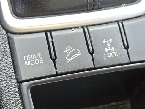 Used 2021 Kia Sportage LX image 6