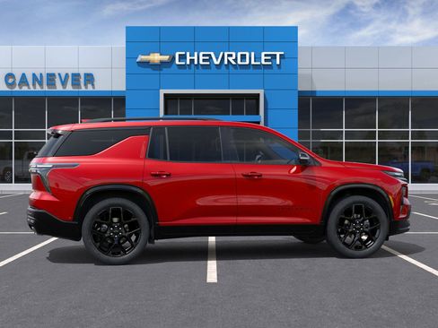 New 2026 Chevrolet Traverse RS w/ LPO, Floor Liner Package AWD/4WD image 30