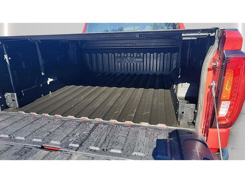 Used 2025 GMC Sierra 1500 AT4X image 17