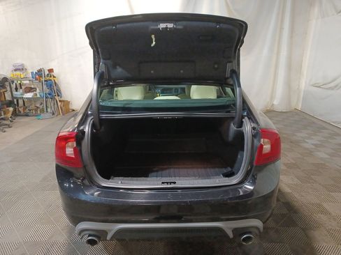 Used 2018 Volvo S60 T5 Dynamic w/ Protection Package image 21