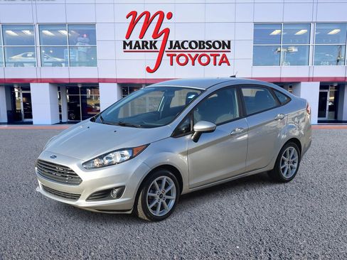Used 2019 Ford Fiesta SE w/ Equipment Group 201A image 1