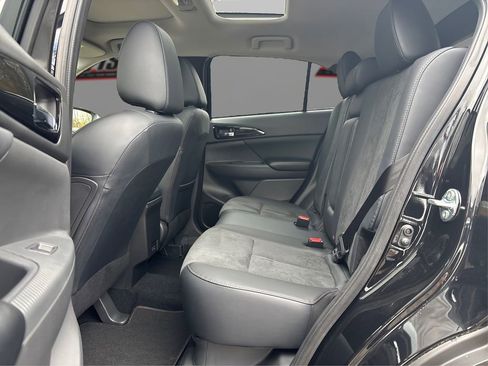 Used 2024 Mitsubishi Eclipse Cross SE AWD/4WD image 10