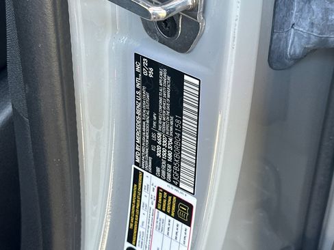 Certified 2024 Mercedes-Benz GLE 450 4MATIC image 31