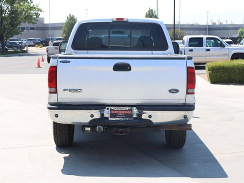 Used 2005 Ford F250 Lariat AWD/4WD image 5