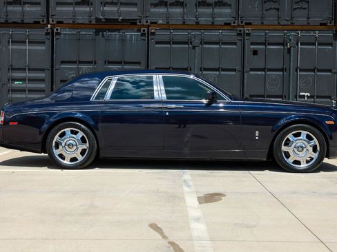 Used 2006 Rolls-Royce Phantom Sedan RWD image 13