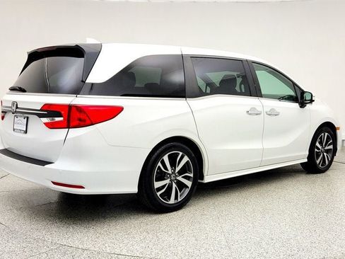 Used 2021 Honda Odyssey Touring image 5