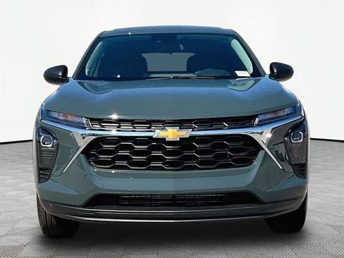 New 2026 Chevrolet Trax LS FWD image 2