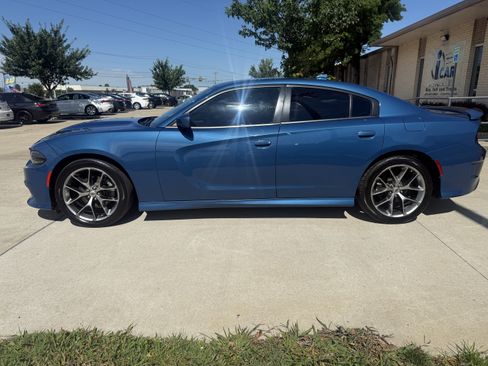Used 2022 Dodge Charger GT RWD image 4