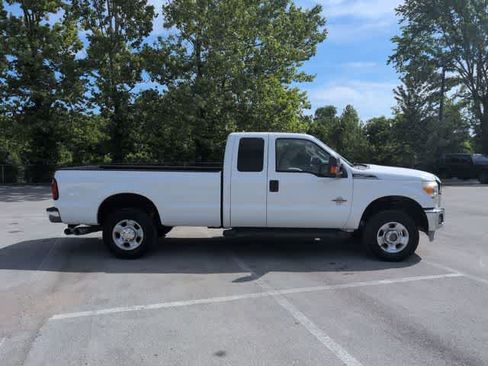 Used 2011 Ford F250 XLT w/ XLT Interior Pkg AWD/4WD image 9