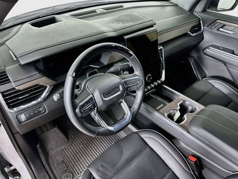 Used 2024 GMC Acadia Denali w/ Super Cruise Package AWD/4WD image 2