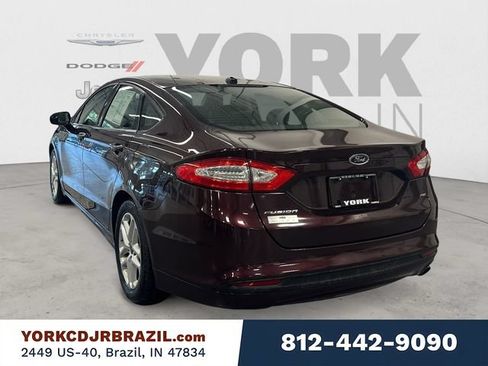 Used 2013 Ford Fusion SE FWD image 3