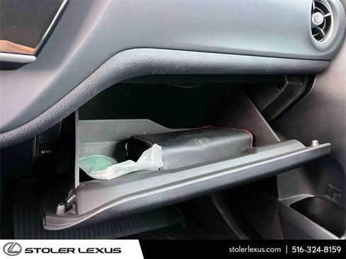 Used 2018 Toyota Corolla L image 40