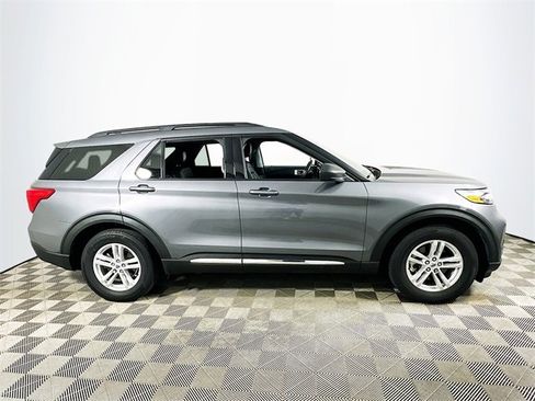 Used 2021 Ford Explorer XLT w/ Class III Trailer Tow Package image 2
