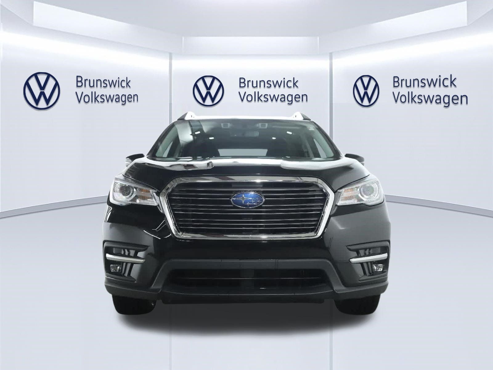 Used 2022 Subaru Ascent Limited w/ Technology Package AWD/4WD image 5