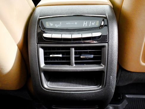 Used 2021 Cadillac XT5 Sportv w/ Platinum Package image 48