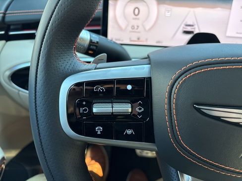 New 2026 Genesis GV70 3.5T Sport Prestige AWD/4WD image 19