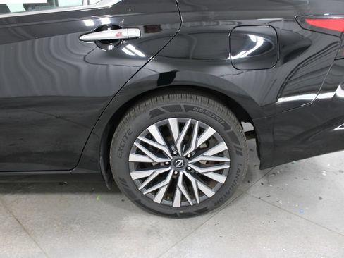 Used 2024 Nissan Altima 2.5 SV FWD image 35
