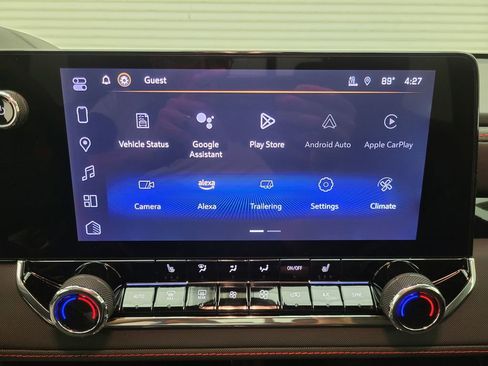 New 2025 Chevrolet Colorado Z71 image 9